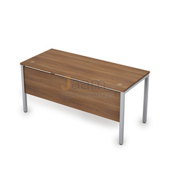 Мебель для персонала Стол рабочий с экраном из ЛДСП 6МД.069